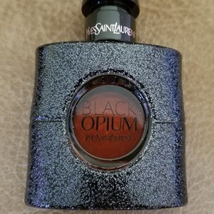 Yves Saint Laurent Black Opium